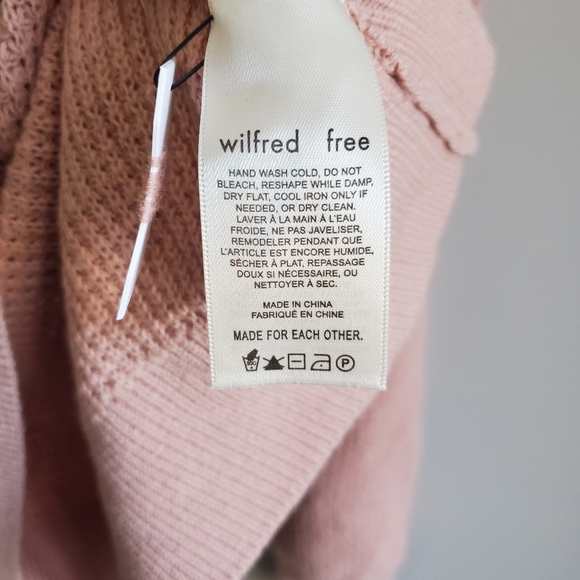 Aritzia wilfred free light pink waffle knit sweater. Womens medium.  EUC - Picture 3 of 6